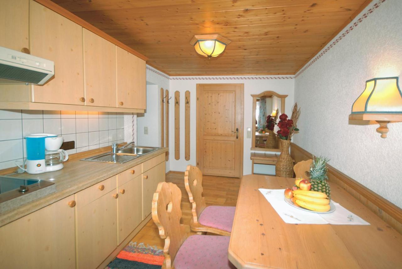 Frühstücks-&Apartmenthaus Maislau Rauris Habitación foto